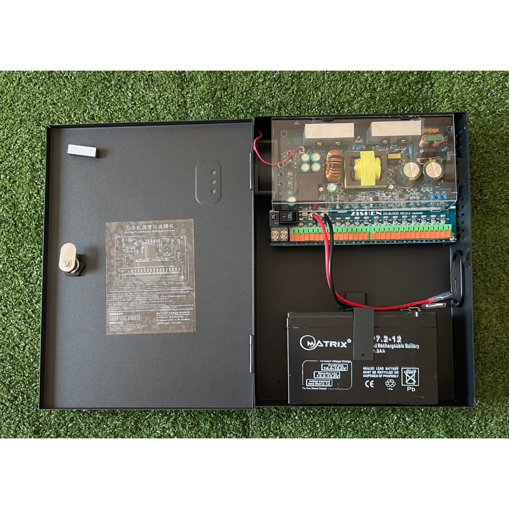 ตู้จ่ายไฟสำหรับกล้องวงจรปิด 16  กล้อง 12 V 20 A  มีแบตเตอร์รี่สำรอง  (UPS)