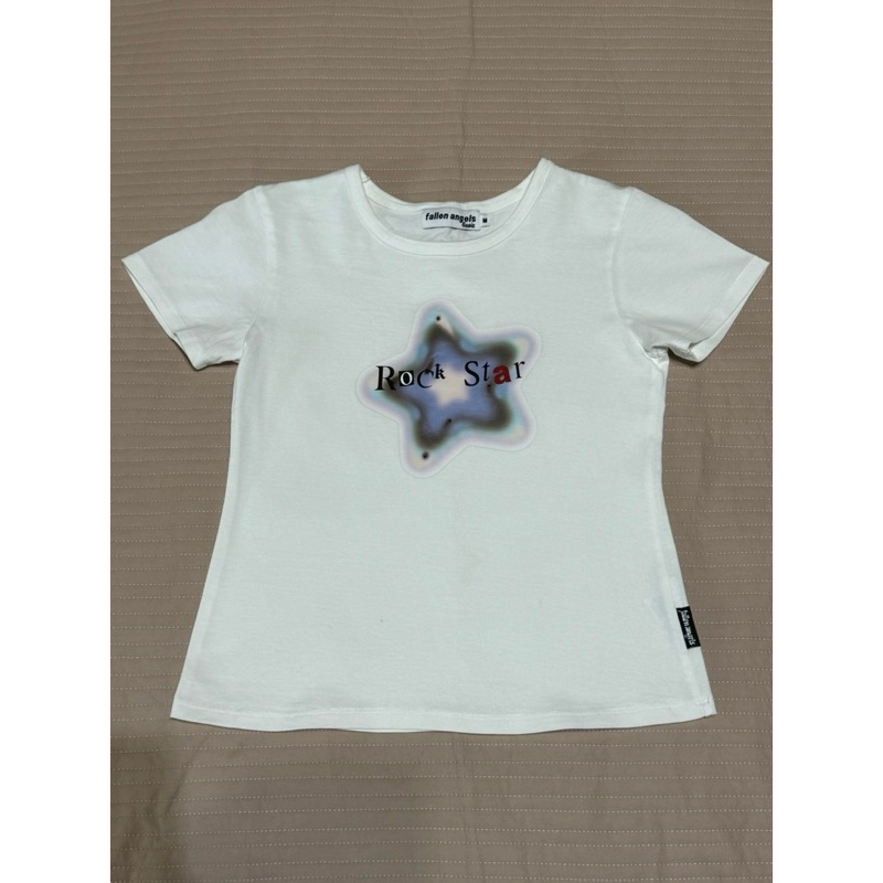 เสื้อยืด fallen angels (มือสอง) ⋆｡𖦹 °