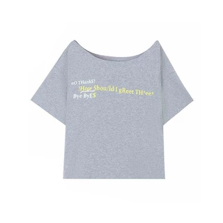 Oversize เสื้อยืดย้อนยุคอเมริกัน เสื้อปาดไหล่ ผ้านุ่ม สวมใส่สบาย สไตล์ลำลอง พิมพ์ลายตัวอักษร เหมาะสำหรับฤดูร้อน แขนสั้น