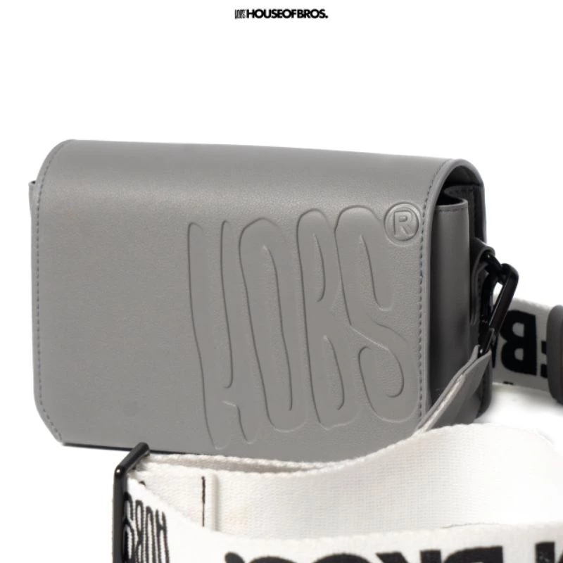 แถมฟรี 3 อย่าง (ส่งฟรี) กระเป๋าสะพายข้าง แบรนด์Hobs(100% Genunie) รุ่น FYNN ขนาด7 นิ้ว หนังPU กันน้ำ