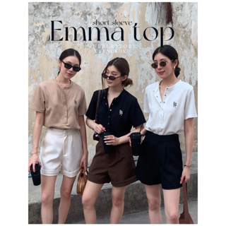 Emma top แขนสั้น  เสื้อคอกลมกระดุมหน้า