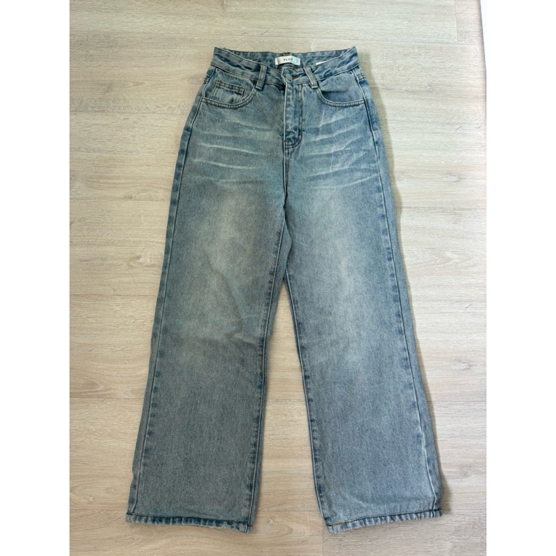 ✅มือ2✅ยีนส์ป้ายPLOY•PP5351 รายละเอียด PP5351 กางเกงยีนส์ขากระบอกใหญ่ แต่งเฟด ผ้าไม่ยืด