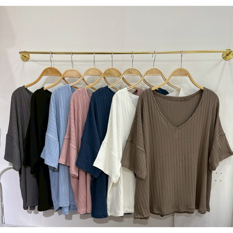 (อก 52-60“++) เสื้อยืดคนอวบใส่สบาย เสื้อยืดสาวอวบคอวีเนื้อผ้าดี เนื้อนุ่ม ใส่อยู่บ้านชิล ๆ เสื้อผ้าแฟชั่นสาวอวบอ้วน