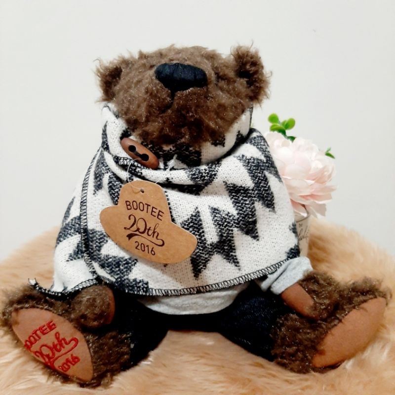 ตุ๊กตาหมี Bootee Teddy Bear ใส่ชุดน่ารักมาก