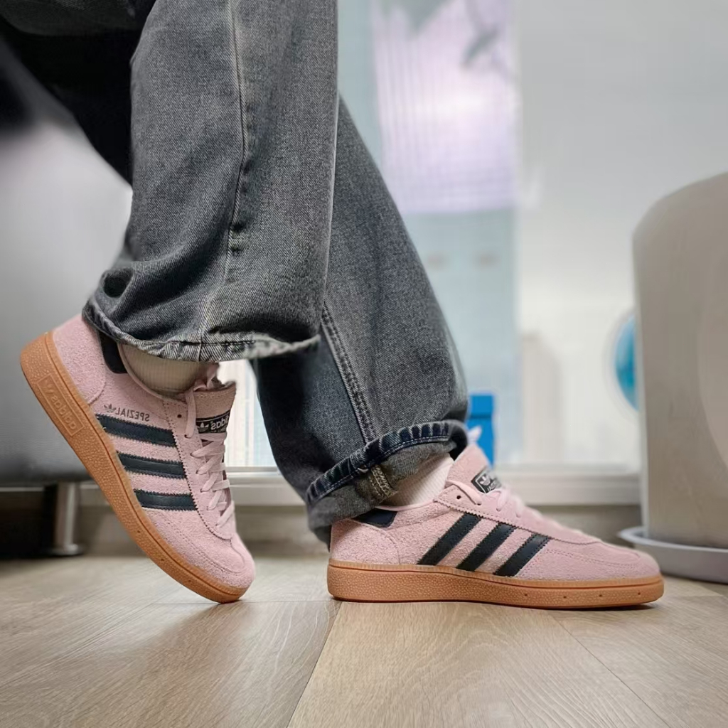 🎉รอพรีออเดอร์/ของแท้ 💯 🎉รองเท้ากีฬาสุดฮิตในตอนนี้ ADIDAS Originals HANDBALL SPEZIAL FV1227/IF4265