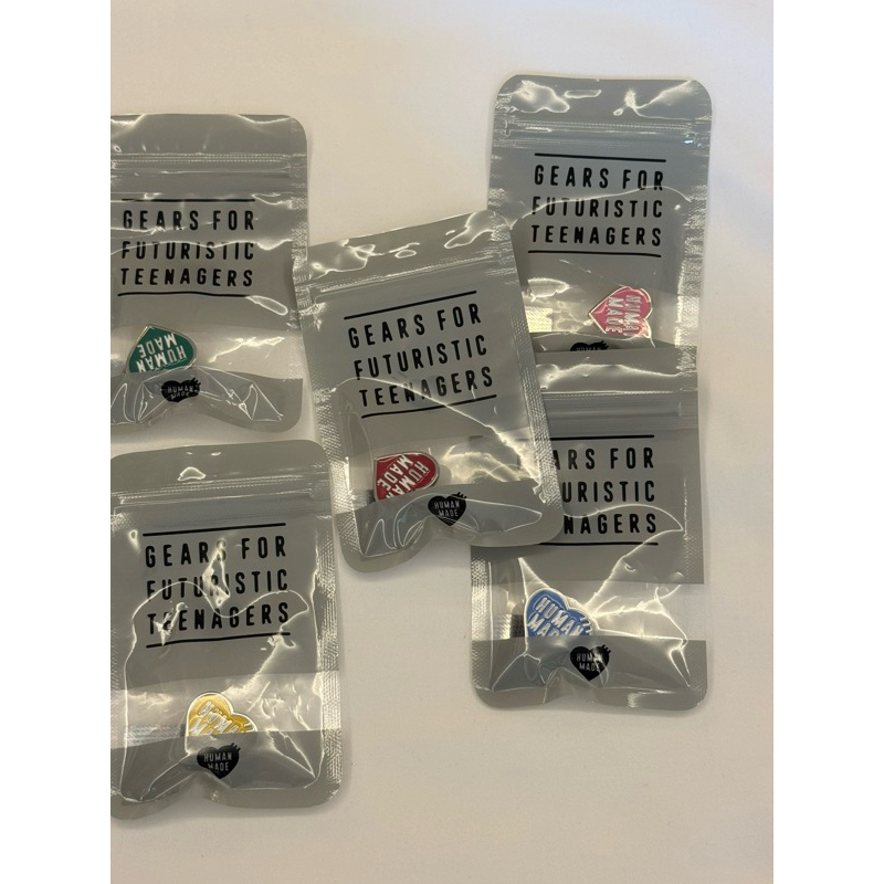 Pin Heart humanmade พร้อมส่ง แท้100%