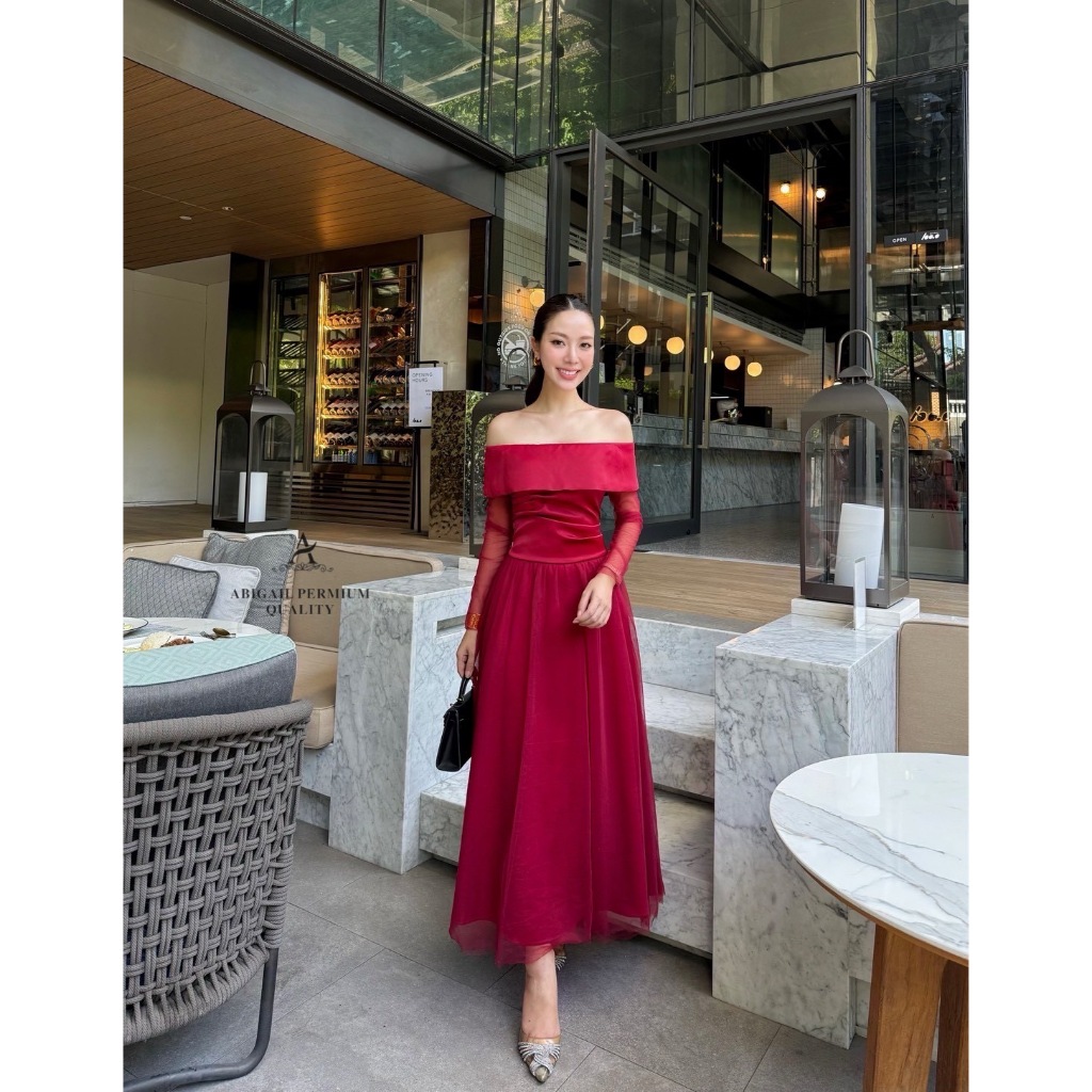 ALICIA BRAND ALC013 ชุดแม็กซี่ยาวออกงาน เดรสเปิดบ่าแขนเป็นผ้าซีทรู