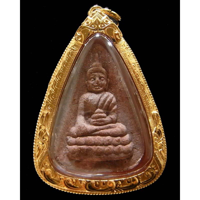 หลวงปู่ทิมปลุกเสก พุทโธน้อย แม่ชีบุญเรือน ปี 16 พร้อมบัตรรับรอง เลี่ยมทองยกซุ้ม สวยกริบ เชิญชมครับ -