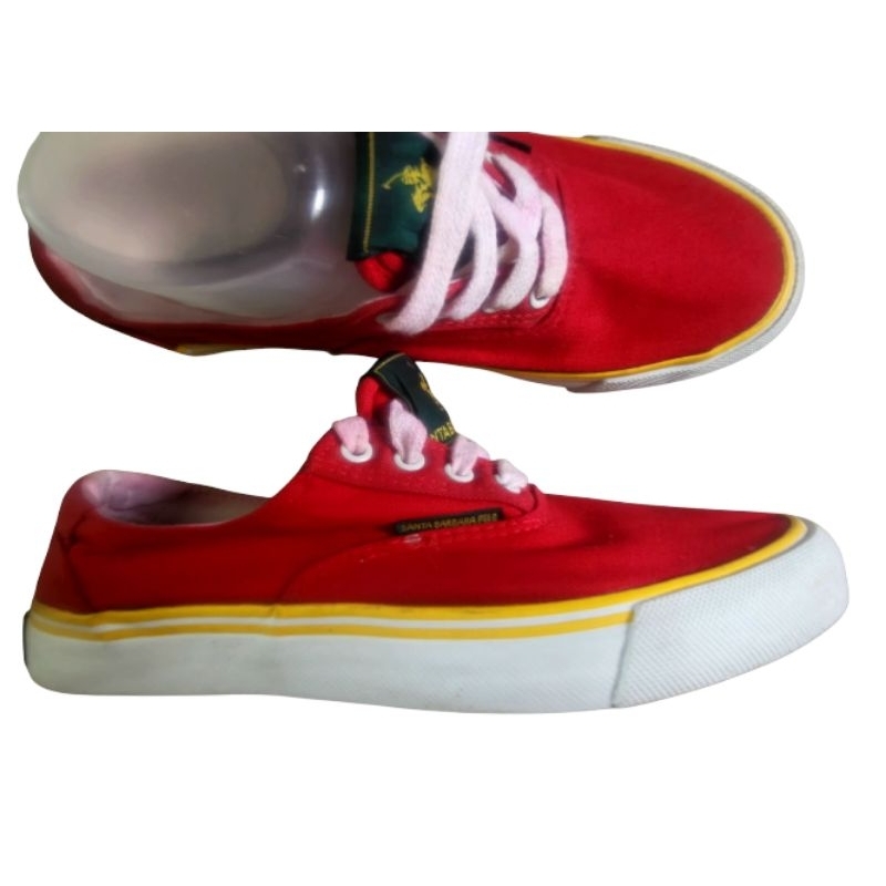 รองเท้า​ผ้าใบ​ POLO สีแดง