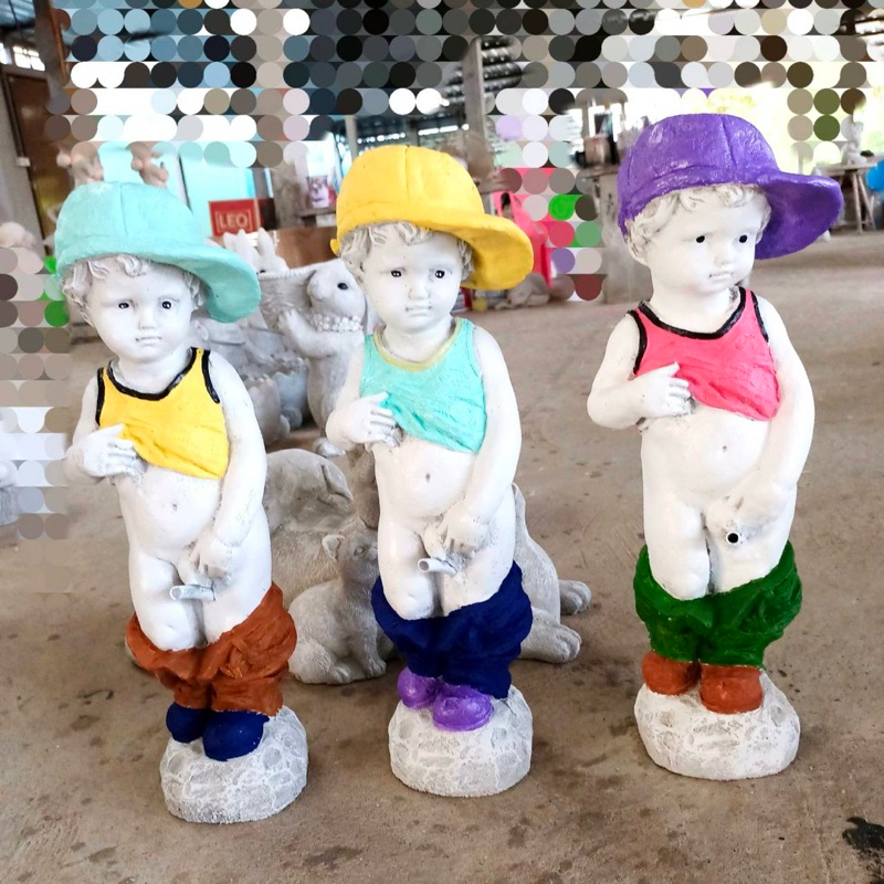 ปูนปั้นเด็กชายยืนฉี่ น้ำพุ ตกแต่งสวน