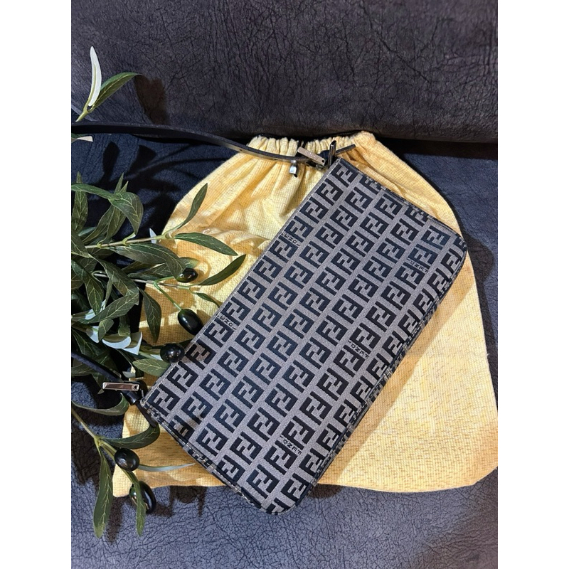 Fendi vintage shoulder bag