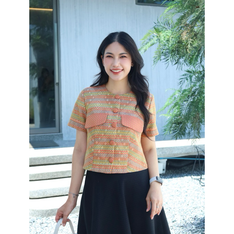 เสื้อคอกลมแขนสั้นกระดุมหน้า ส้มริ้วเขียว