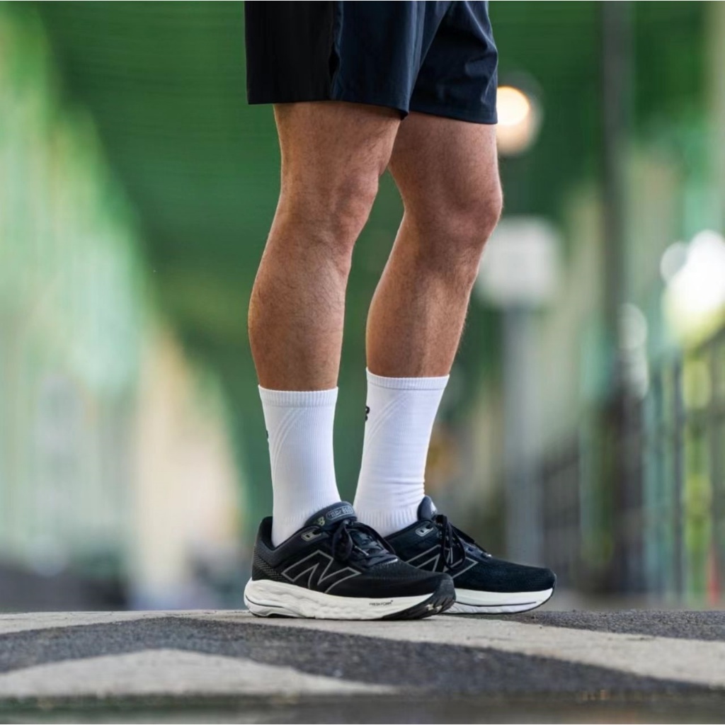 new balence Fresh Foam x 860v14 รองเท้าผ้าใบวิ่งแบบต่ำ สีดำเทา M860K14