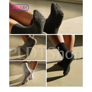 Socksy ถุงเท้ากันลื่น ใส่ทำงาน ออกกำลังกาย ข้อสั้น ข้อกลาง ข้อยาว ผ้าดี เนื้อนุ่ม มั่นใจ ของแท้100% รับจากโรงงาน