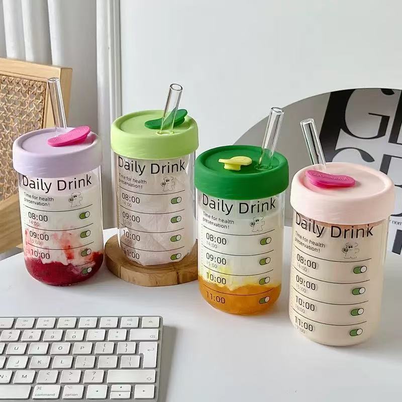 แก้ว บอกเวลา พร้อมหลอด+ฝาปิด 600 มล. ความจุขนาดใหญ่ หลากสี แก้วคาเฟ่ สไตล์เกาหลี พร้อมส่งในไทย