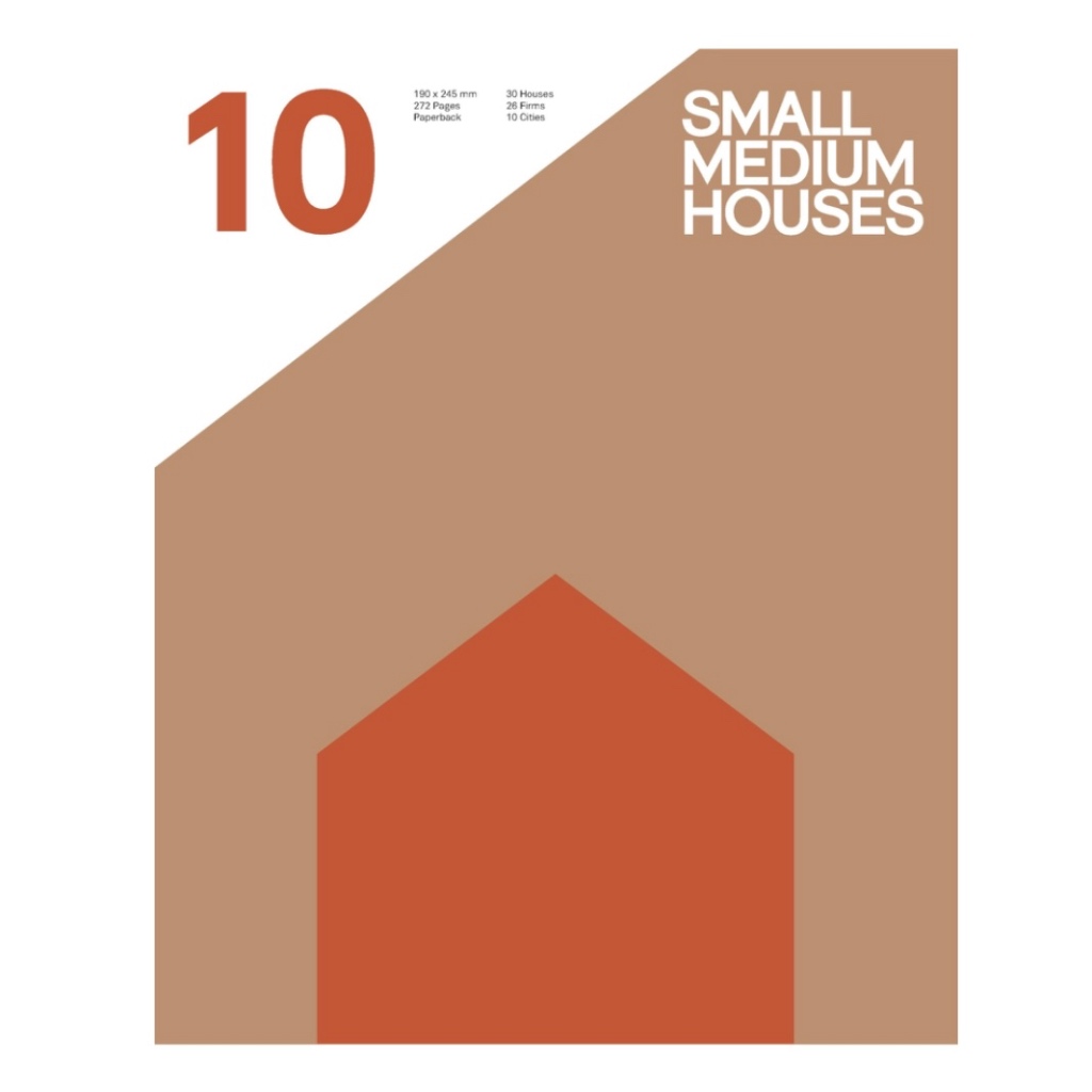 SMALL MEDIUM HOUSES 10