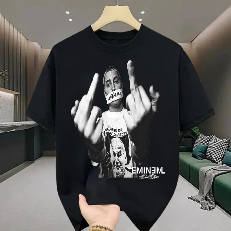 เสื้อยืดผู้ชายเท่ๆ คอกลมแขนสั้น สกรีนลายเท่ๆ เสื้อยืดสตรีทแฟชั่นเมกาสุดฮิต โอเวอร์ไซส์ เสื้อผู้ชายคนอ้วน สีดำเท่ๆ