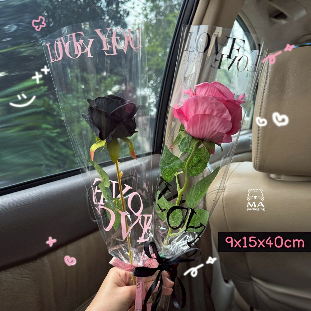 ถุงใส่ดอกไม้ใส เหมาะสำหรับวันพิเศษ 50 ชิ้น ลายLOVE (L01)