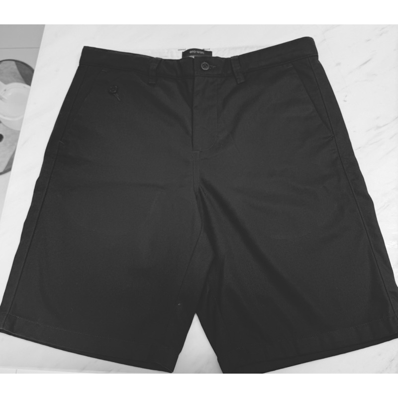 era-won กางเกงขาสั้นสีดำผู้ชาย