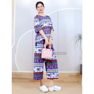 **สินค้ามาใหม่ พร้อมส่ง** ชุดเซ็ท เสื้อคอกลม แขนสั้น แต่งพู่ กางเกงขายาว ทรงขาบาน พิมพ์ลายช้าง ผ้าหนังไก่ c2027#