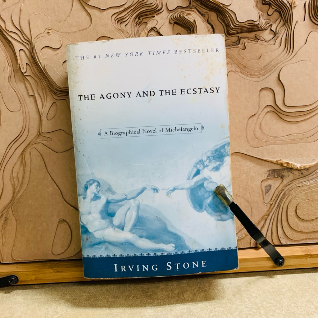 บ935 THE AGONY AND THE ECSTASY