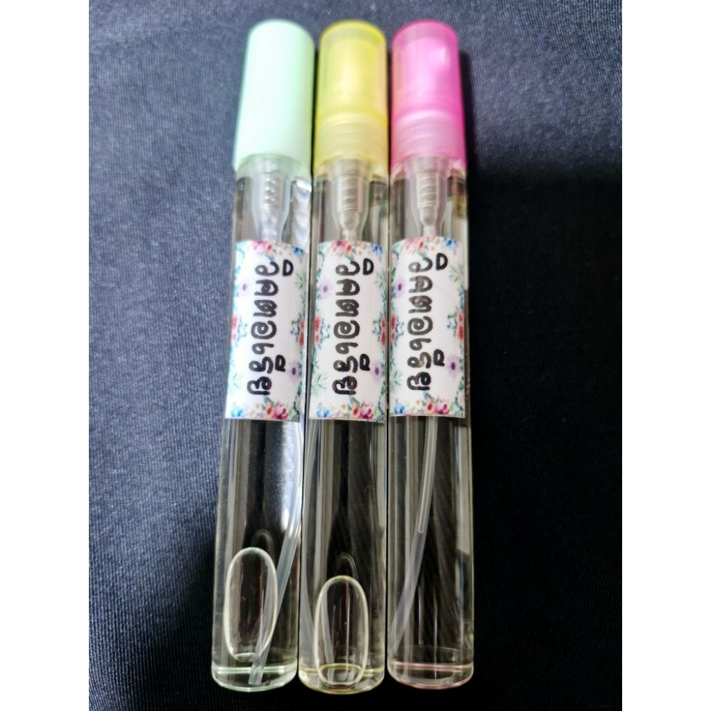 น้ำหอมพกพากลิ่นวิคตอเรีย 10 ml (1ขวด) น้ำหอมขายดี