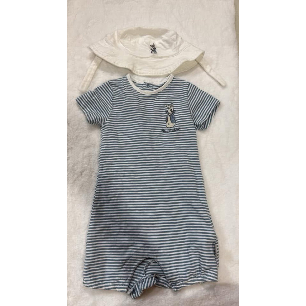 ชุดเซ็ทเด็กยี่ห้อ marks and spencer 12-18M