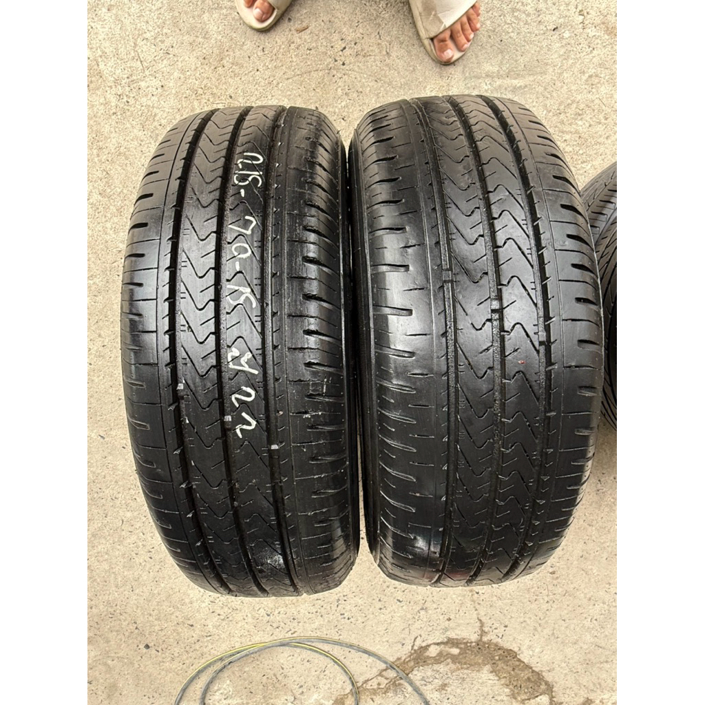 ยางมือสองLeao215/70r15ปี22ขายเส้นละ1,250บาท