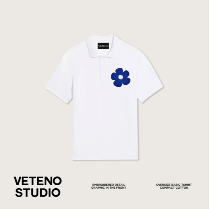 เสื้อ โปโล VETENO STUDIO WHITE POLO - BLUE DAISY