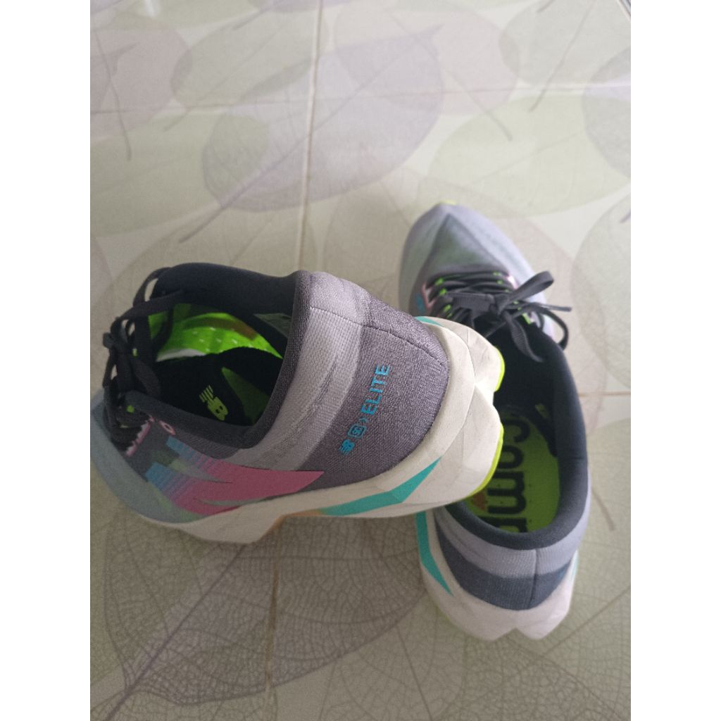 New balance fuelcell rebel v4