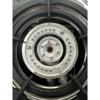Lucky Flame รุ่น AT-402RTT สแตนเลสทั้งตัว หัวเตาเทอร์โบ ให้ความร้อนสูงกว่าหัวเตาธรรมดาถึง 40% รับประกันวาล์ว 5 ปี