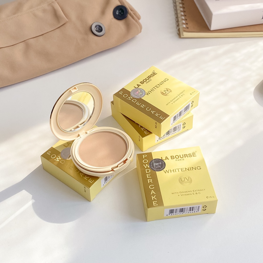 La Bourse Whitening Powder Cake UV Protection With Ginseng Extract + Vitamin C & E 15กรัม