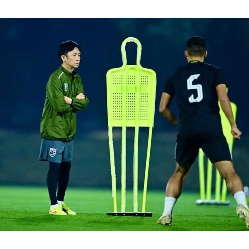 หุ่นกำแพง ฝึกซ้อมฟุตบอล victory ปักพื้นได้ หรือ วางตั้งบนฐานเหล็ก สูง 175 cm ราคา ถูกที่สุด ดีลบีเคเค แกลเลอรีภาพที่ 8