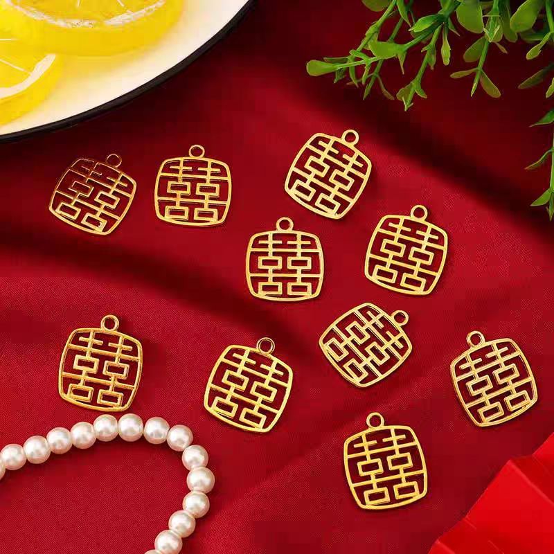 GIDA✏️จี้ทอง จี้ตกแต่ง กล่องของขวัญ จี้ใส่ถุงผ้า จี้อักษรมงคล - รูปที่ 2