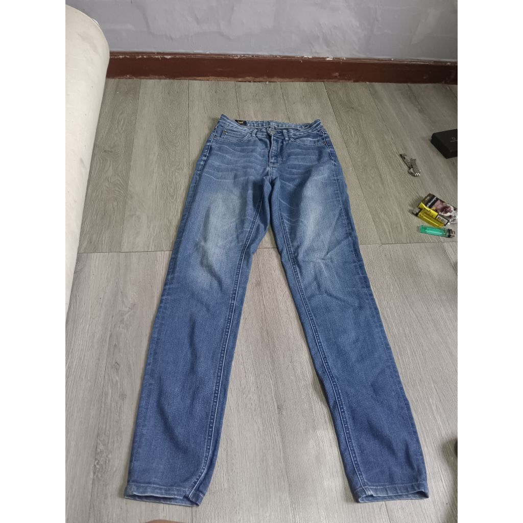 กางเกงLee มือสองสภาพดี