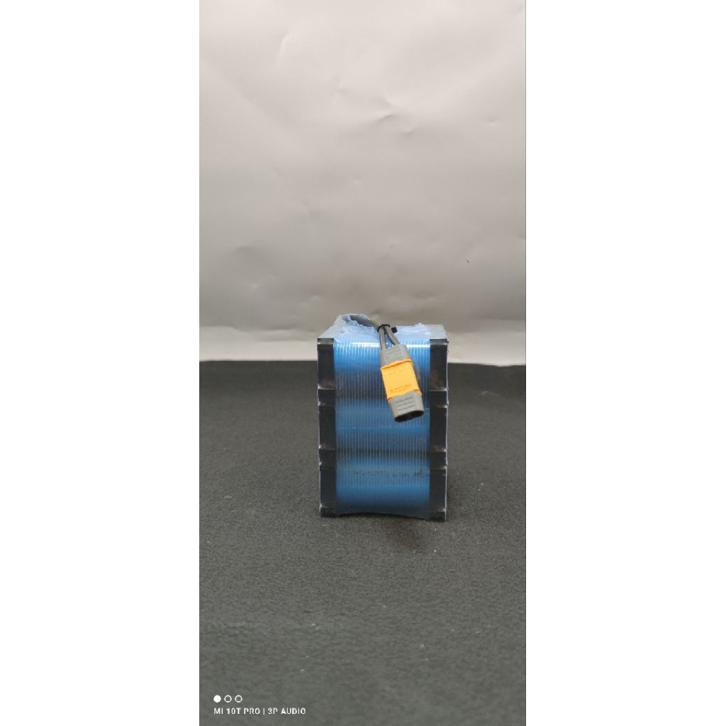 แบตLp4มือ1 6s 6000mah 19-21v bms20a พร้อมใช้งานทรงลูกเต๋า