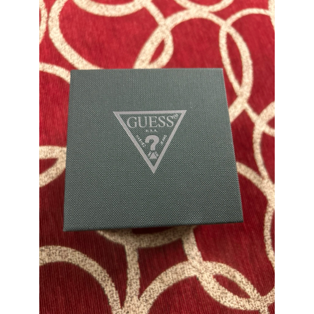 นาฬิกายี่ห้อ Guess แท้ช้อปเซ็ลทรัล