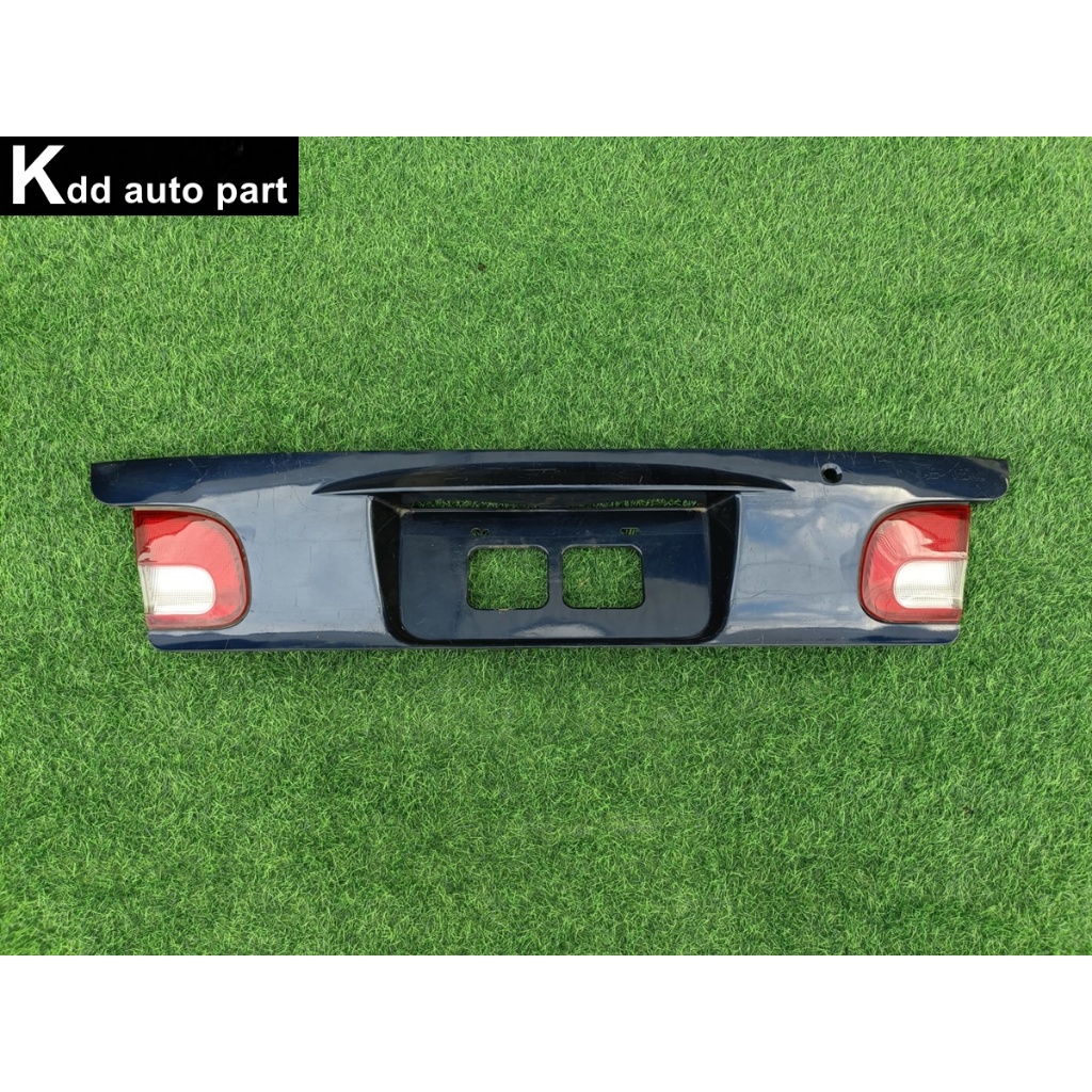 แผงต่อไฟท้ายพร้อมทับทิม Hyundai Elantra 1994 - 1995