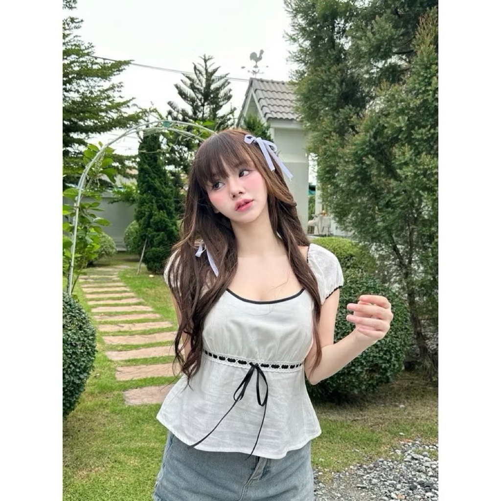 🤍พร้อมส่ง เสื้อสีขาว ป้าย nusa styles มือ 2