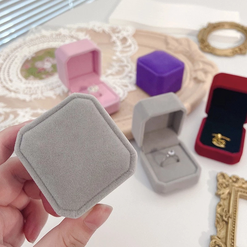 กล่องเครื่องประดับ กล่องแหวน สามารถเก็บแหวน ต่างหู และเครื่องประดับอื่นๆ สี่เหลี่ยมG3333
