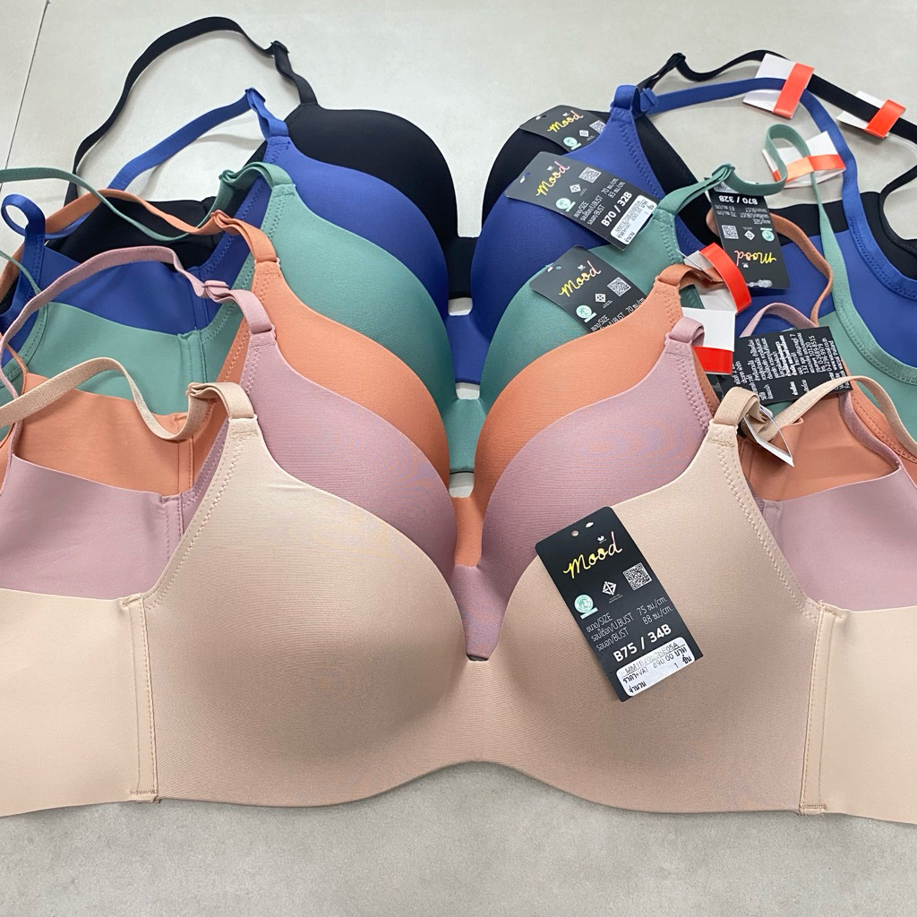 Wacoal Mood Travel Bra Comfy บราไร้โครง บราม้วนได้ รุ่น MM1E70