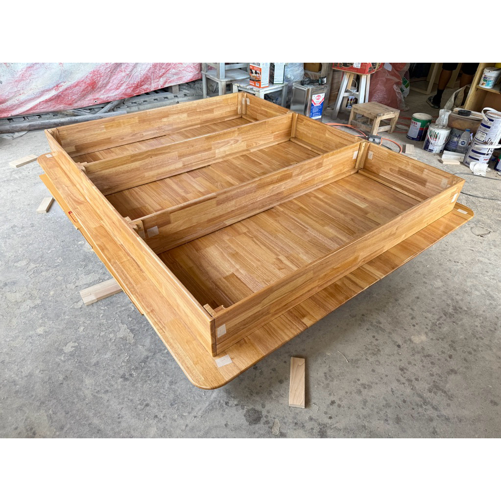 เตียงไม้ยางพารา วางที่นอน แบบเหลือริมขอบ  เคลือบให้แล้ว สีไม้ธรรมชาติ - รูปที่ 4