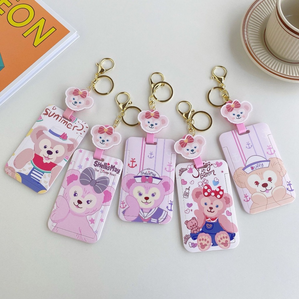 ที่ใส่บัตรลาย Duffy Pink พร้อมพวงกุญแจแบบตะขอ และสายดึงโยโย่ ยืดหดได้ ยืดสูงสุด 30cm มีตัวเลือกหลายแบบ