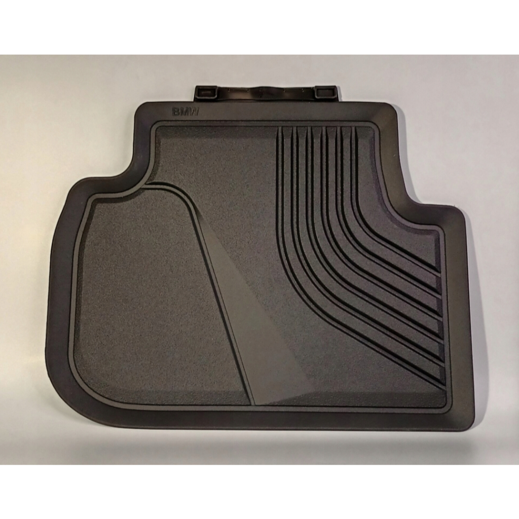 ผ้ายางปูพื้นด้านหลัง BMW Rubber floormat set "All weather" black - Rear for 220i F44 (51475B5B009)