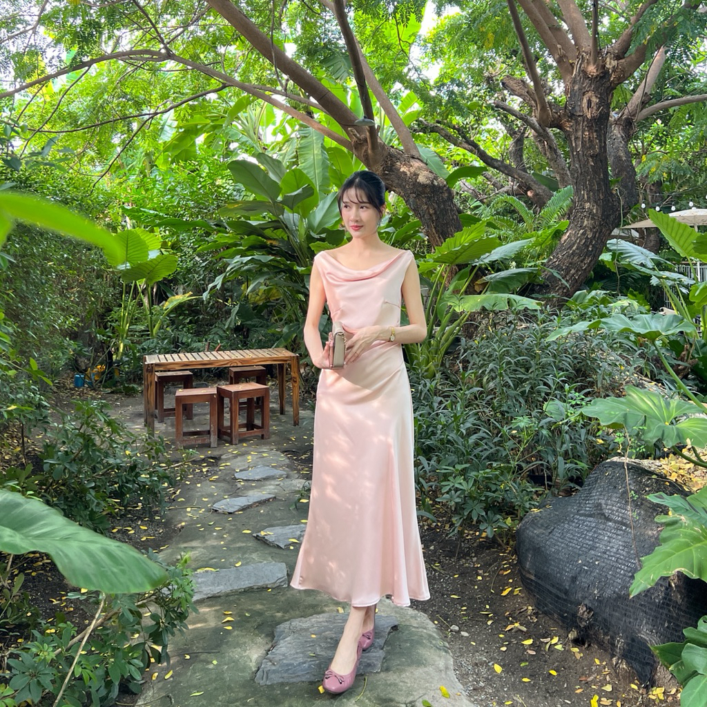 ชุดไปงาน Lady Esme Dress🥂🍾 - Miida เดรสออกงานสวย🥂เปิดไหล่แขนบังคับตกหนึ่งข้างนะคะ