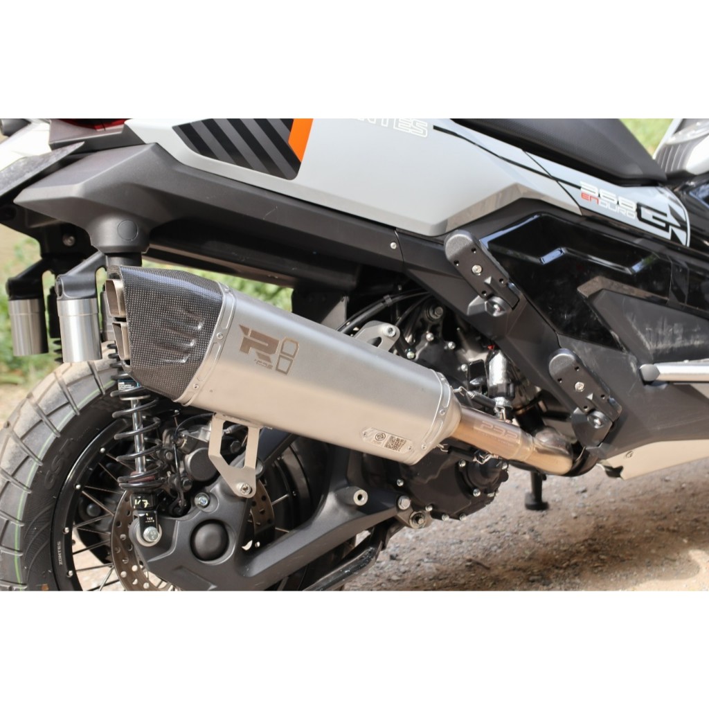 PR2 ชุดฟลูท่อใส่รถ ZONTES368 G,K,D  ปลายท่อทรง R8 สีไทเทเนี่ยม คอสแตนเลสบอมสวม 2 นิ้ว