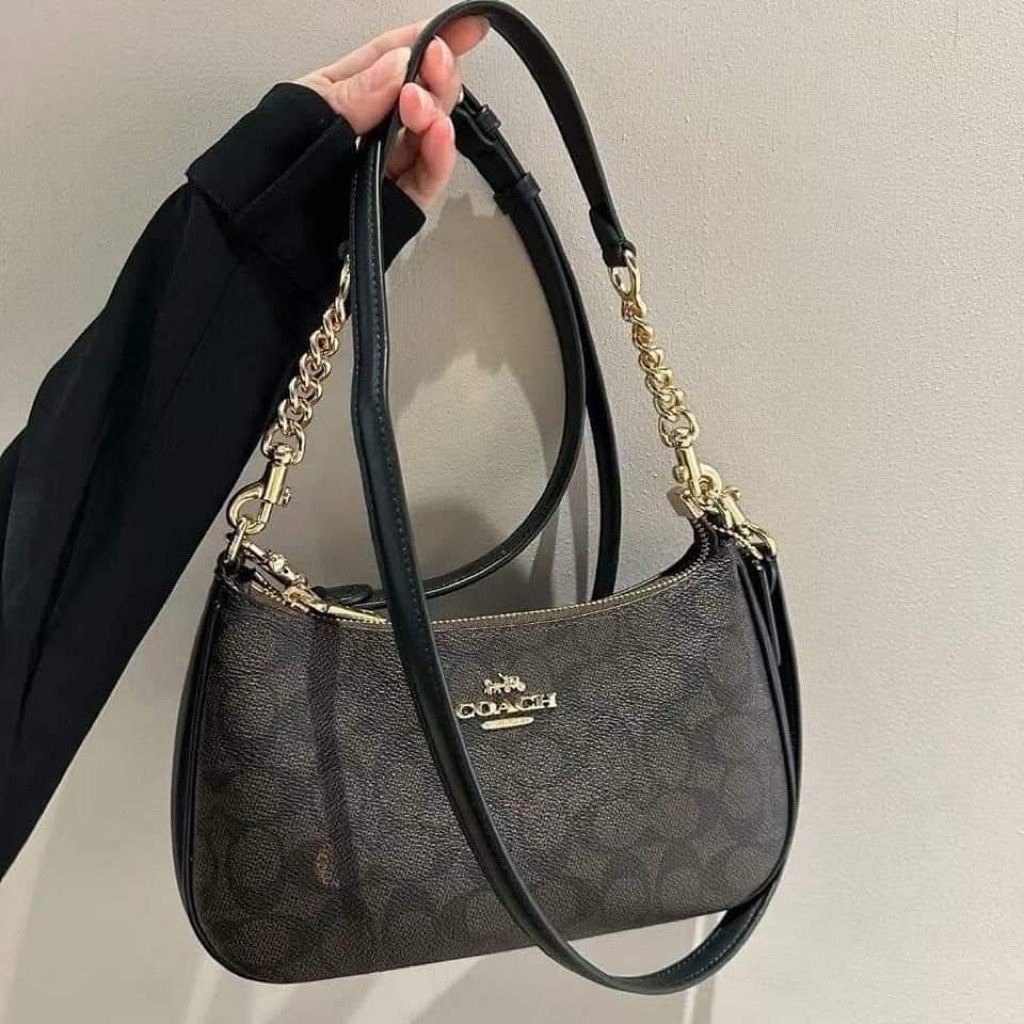 🔥🔥New พร้อมส่ง  NEW TERI SHOULDER BAG IN SIGNATURE CANVAS (COACH CV933) สีใหม่ รุ่นใหม่