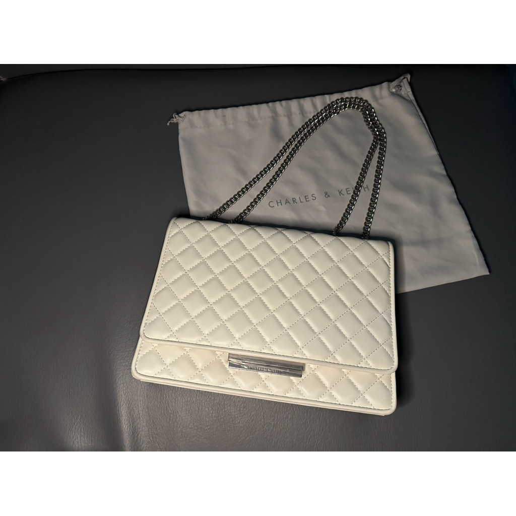 กระเป๋า Charlesp & Keith แท้ 100%  รุ่นCK2-20681003-1-WHITE