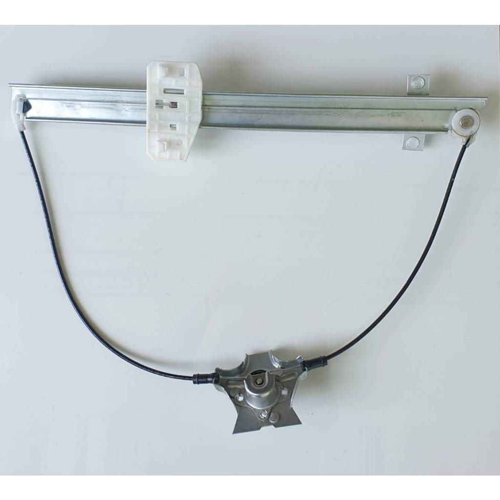 เฟืองยกกระจก  MAZDA   MAGNUM,B2500   ข้างRH(ขวา)   ไต้หวัน  อันละ600บาท
