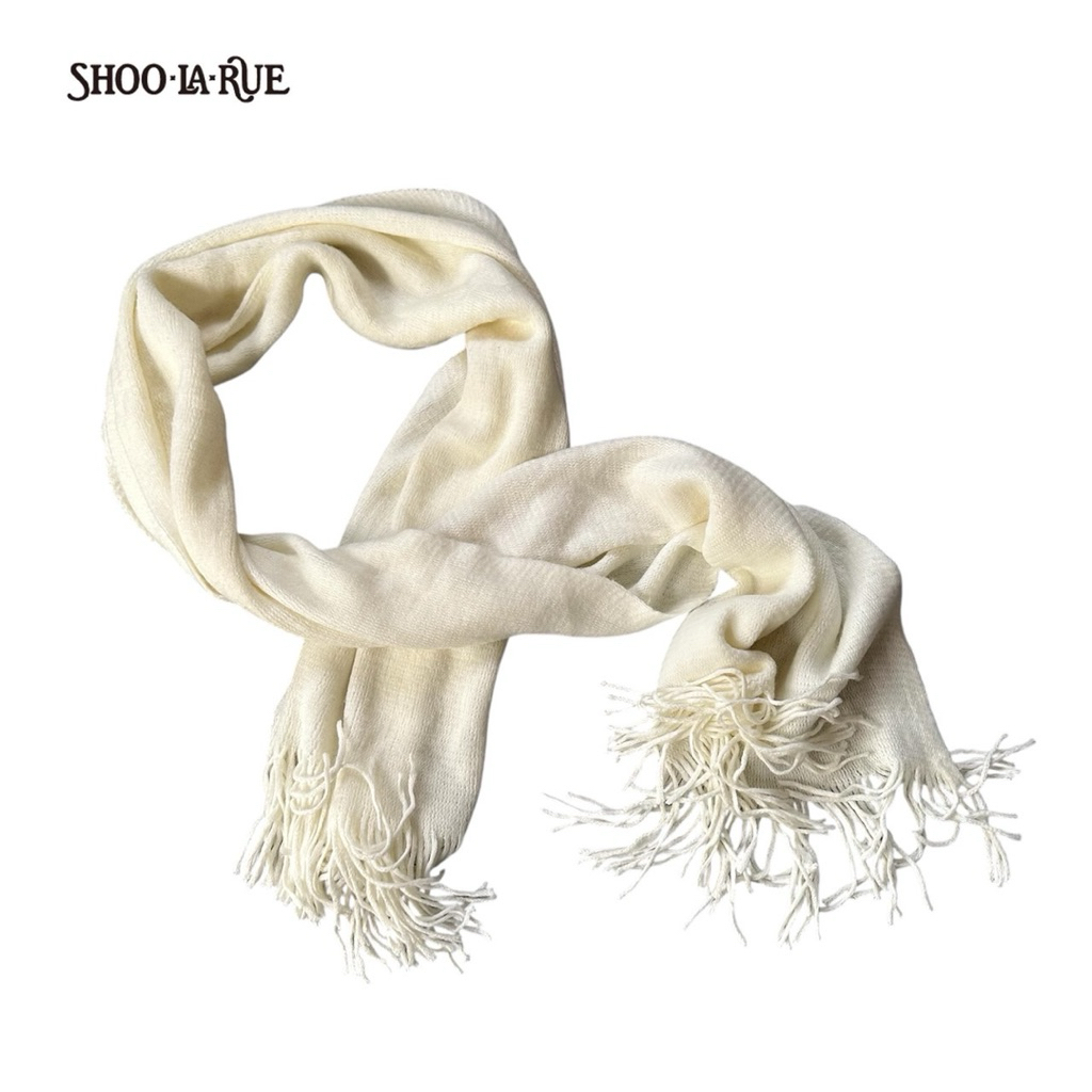 Shoo La Rue ผ้าพันคอ